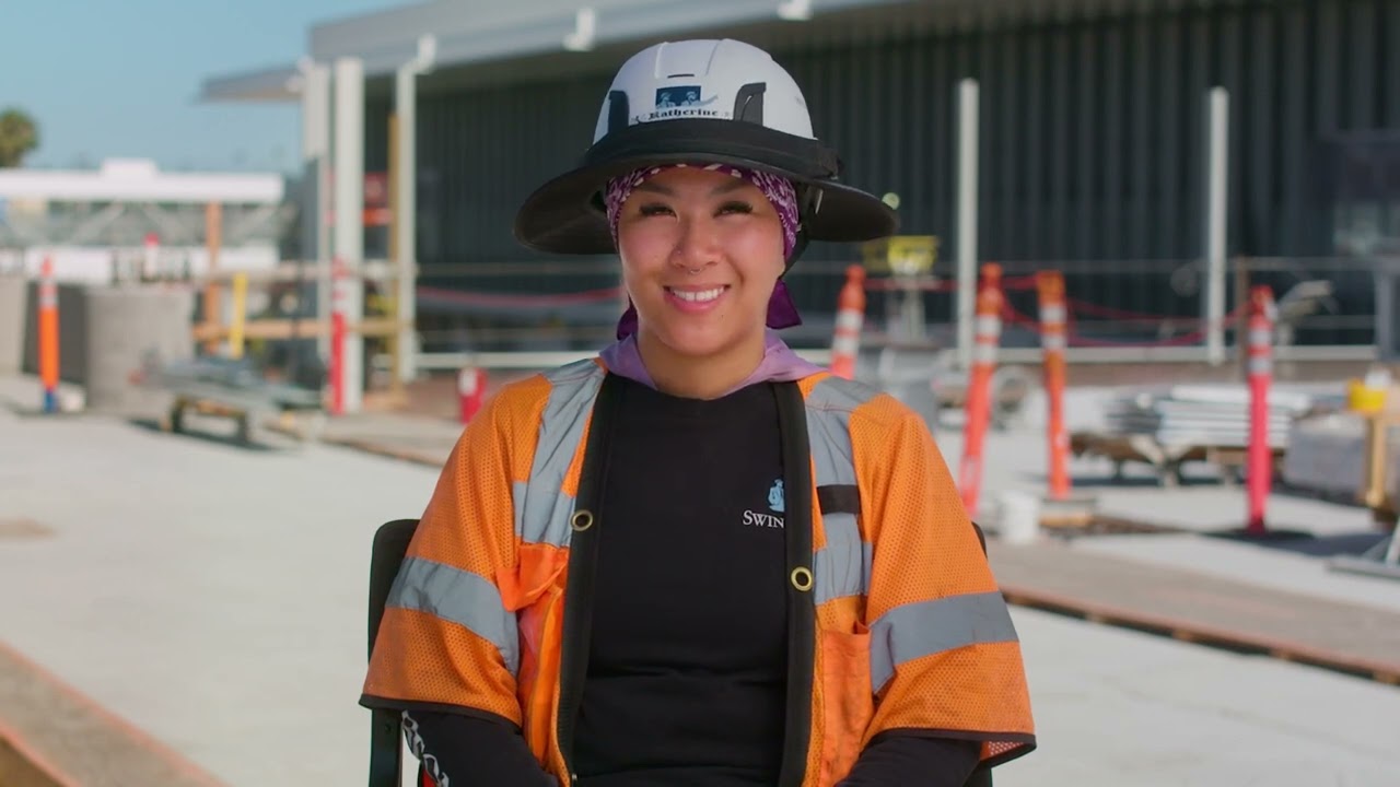 Meet Kat: A Construction Carpenter!