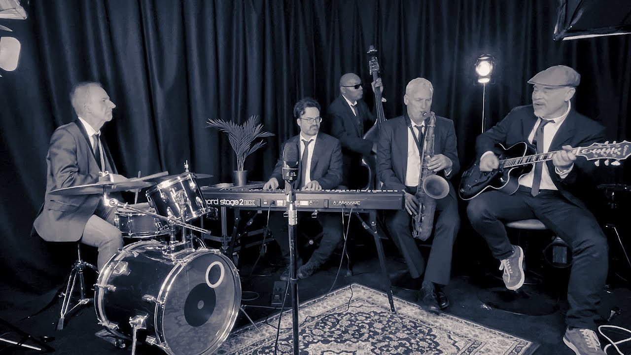 In A Mellow Tone - The Swinging Blue Hawks Dance Band Jan 2026