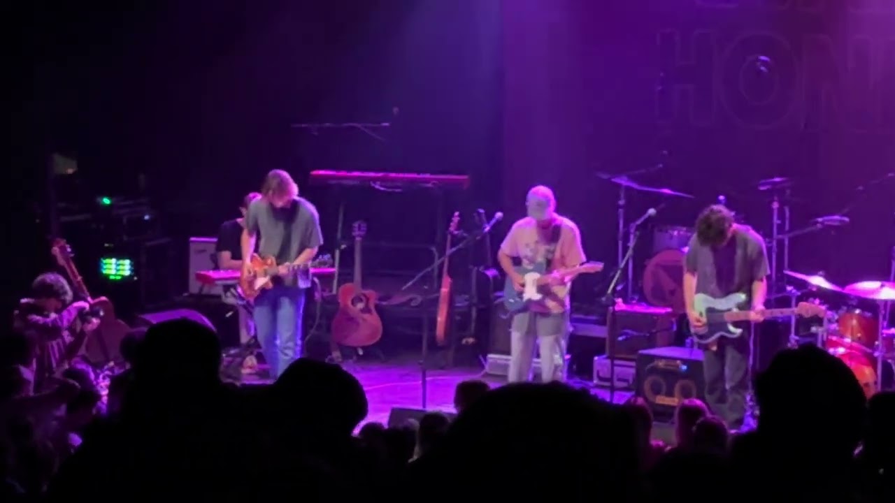 Winyah - Lay Me Down - Live at Town Ballroom in Buffalo, NY on 5/13/25