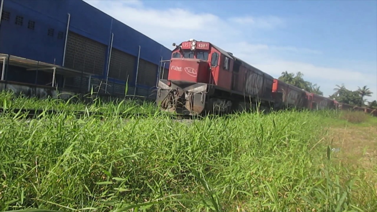Cargueiro vazio da Rumo Logística sentido a Corupá-SC