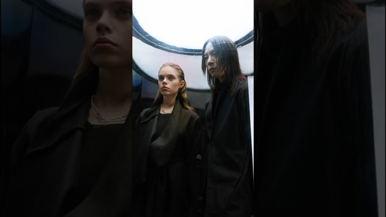 Leon Emanuel Blanck Autumn/Winter 23 Collection 0110 #avantgarde #avantgardefashion #artisanal
