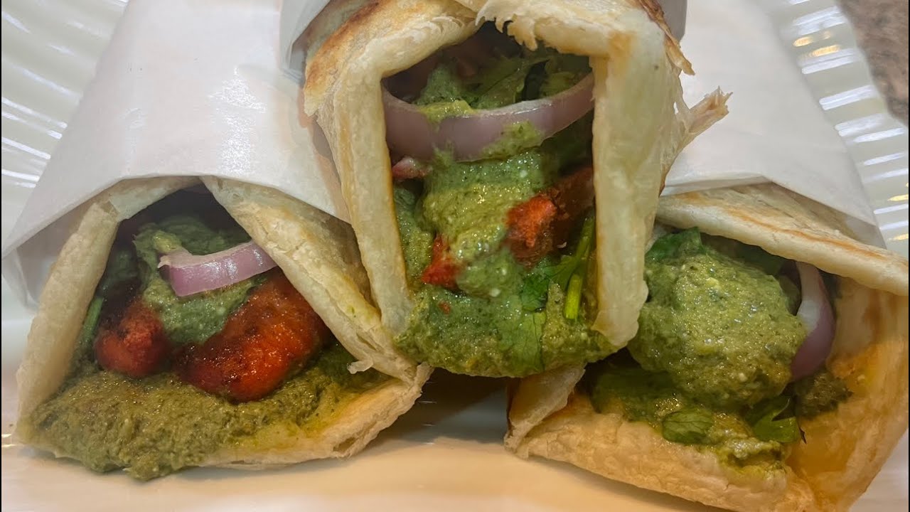Tandoori Chicken Wrap||Tandoori Chicken Paratha Rolls Recipe