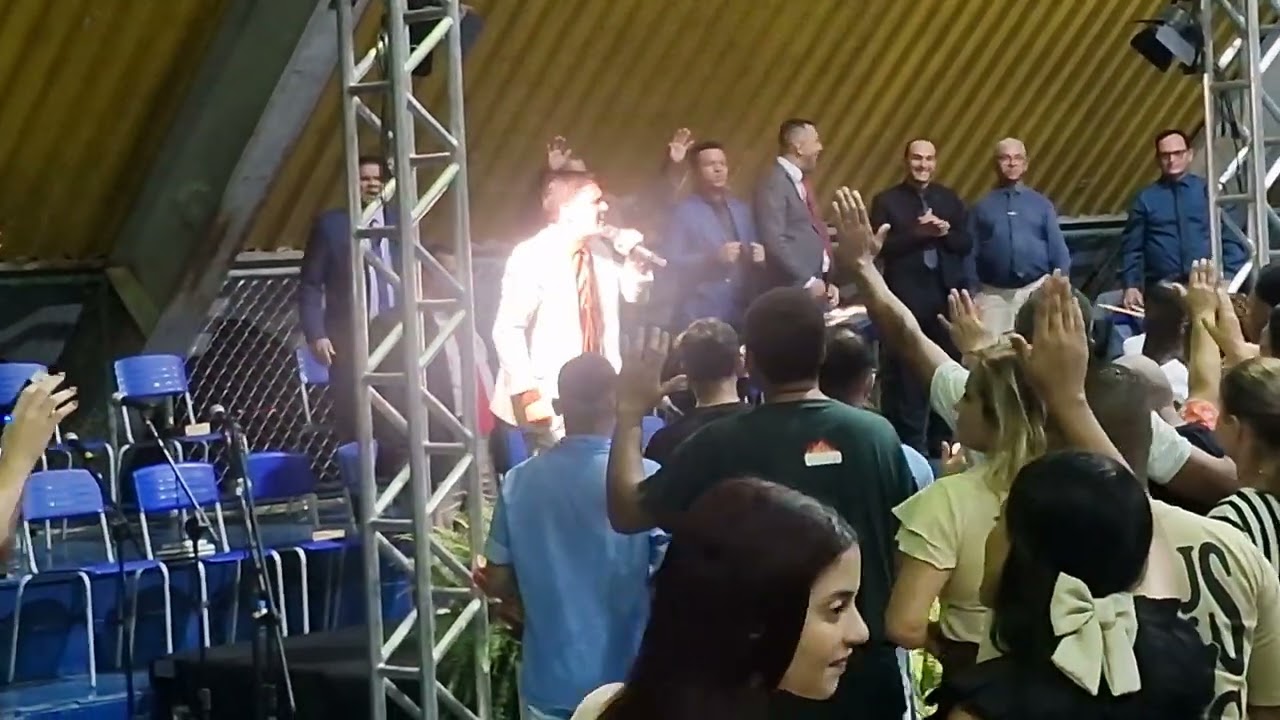 Que tremendo!!! Retiro de Avivamento em Cruzeiro  Preletor Pastor  Paulinho IPR 