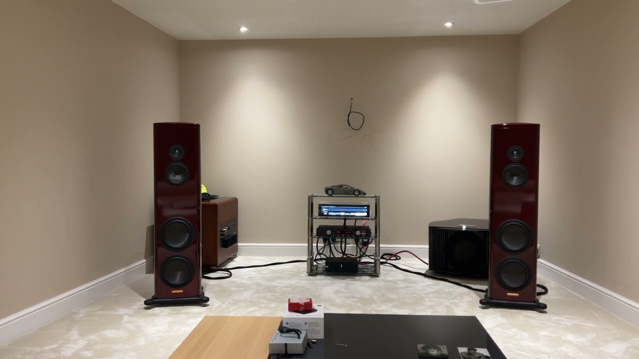 Magico S3 MK2, Mark Levinson 326S, Eversolo F2, Rel NO31 Subwoofer & HiFi Rose - Madonna
