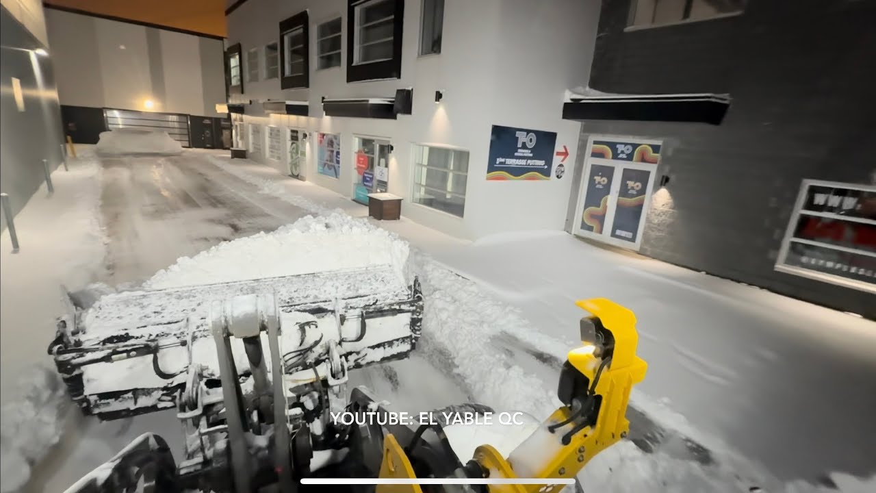 ** Commercial Snow Plowing / huge Outlets / 4
