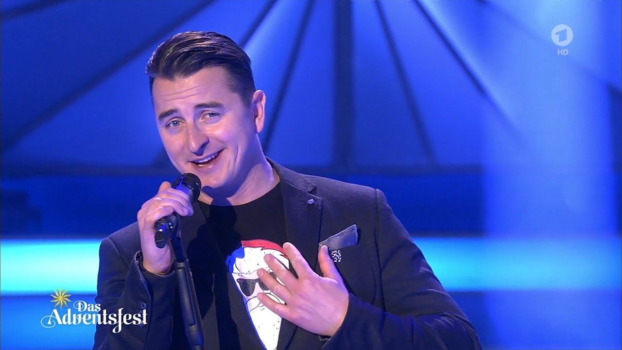 Andreas Gabalier - Blue Christmas (Live @ Das Adventsfest der 100.000 Lichter)