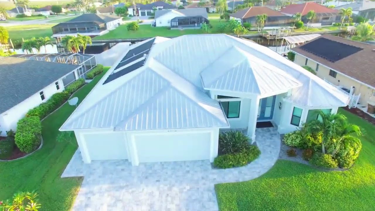 LUXURY GULF ACCESS - POOL and SPA HOME in SW CAPE CORAL/SURFSIDE NEIGHBORHOOD
