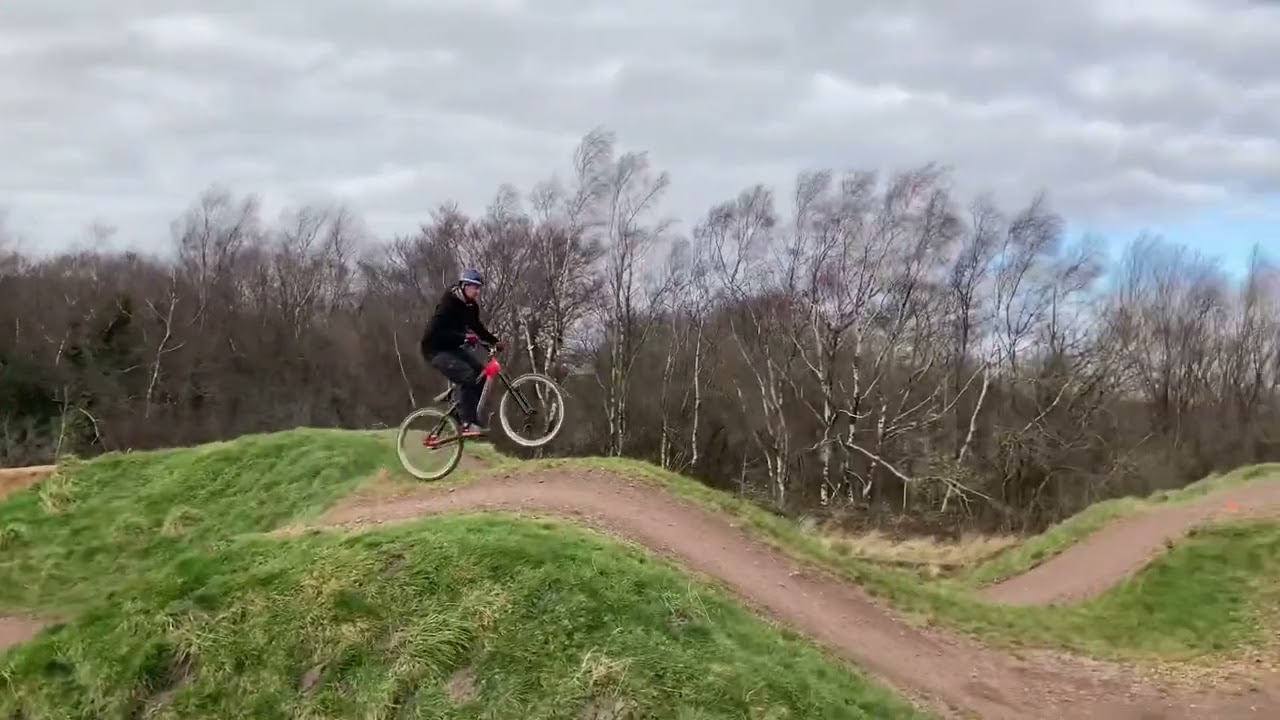 MOUNTAIN VIEW BIKE PARK JUMP BIKE EDIT! RIDE AND REFUEL