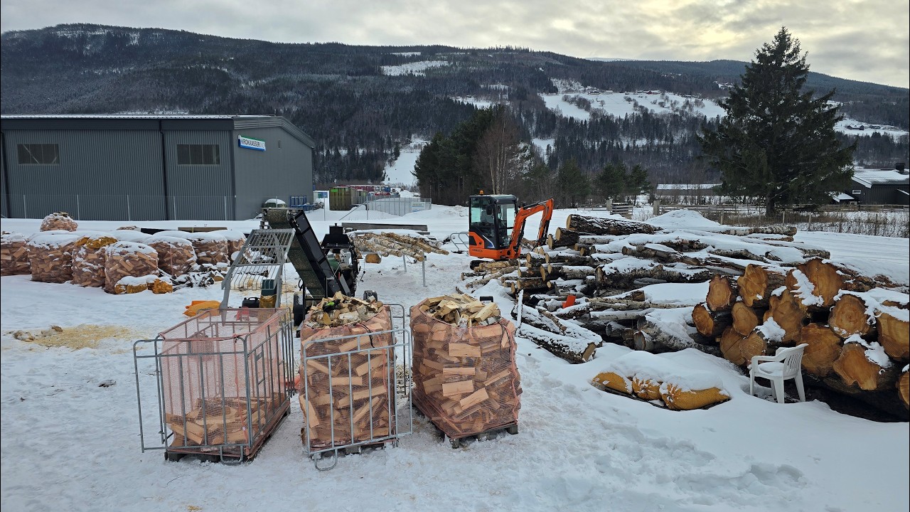 Vedproduksjon 2026 med Teak XL HW, Fiat 450 og Lonking CDM 6020