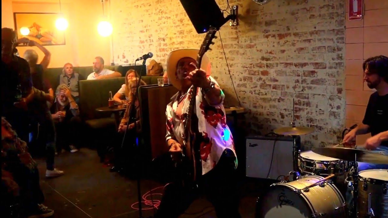 KIM VOLKMAN BLUES BAND 