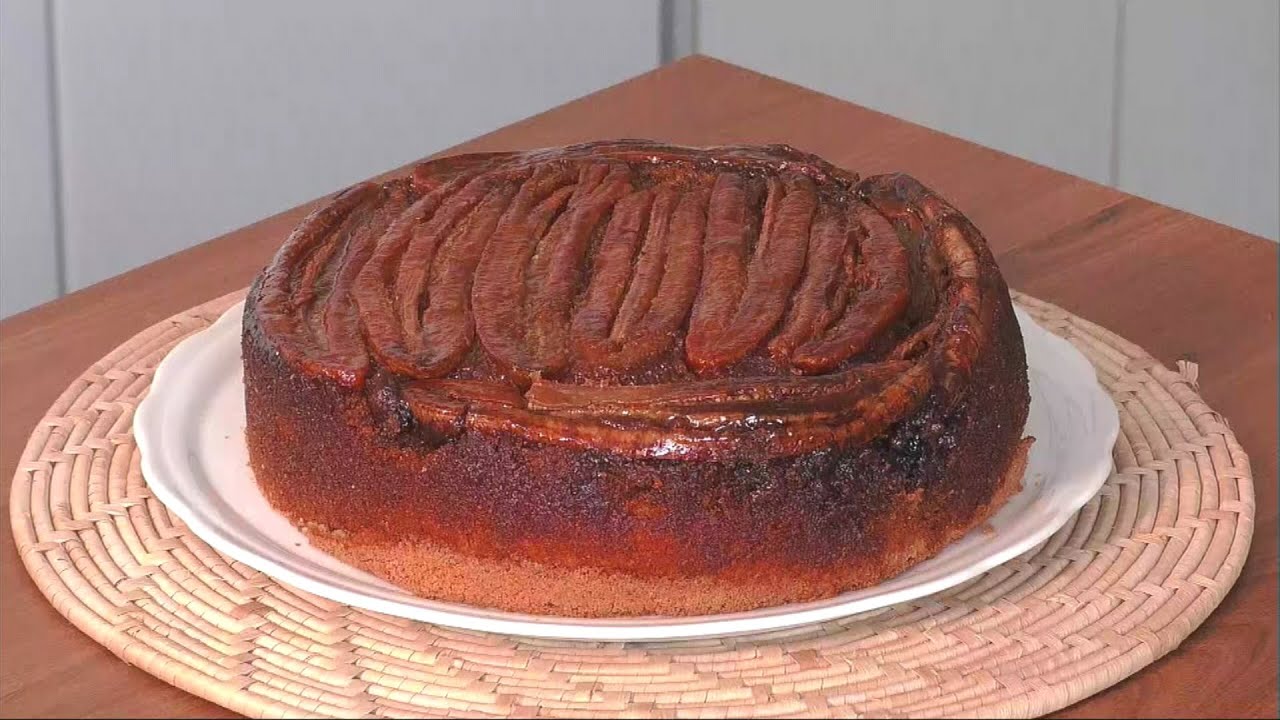 Catia ensina a fazer bolo de banana invertido | MELHOR DA TARDE