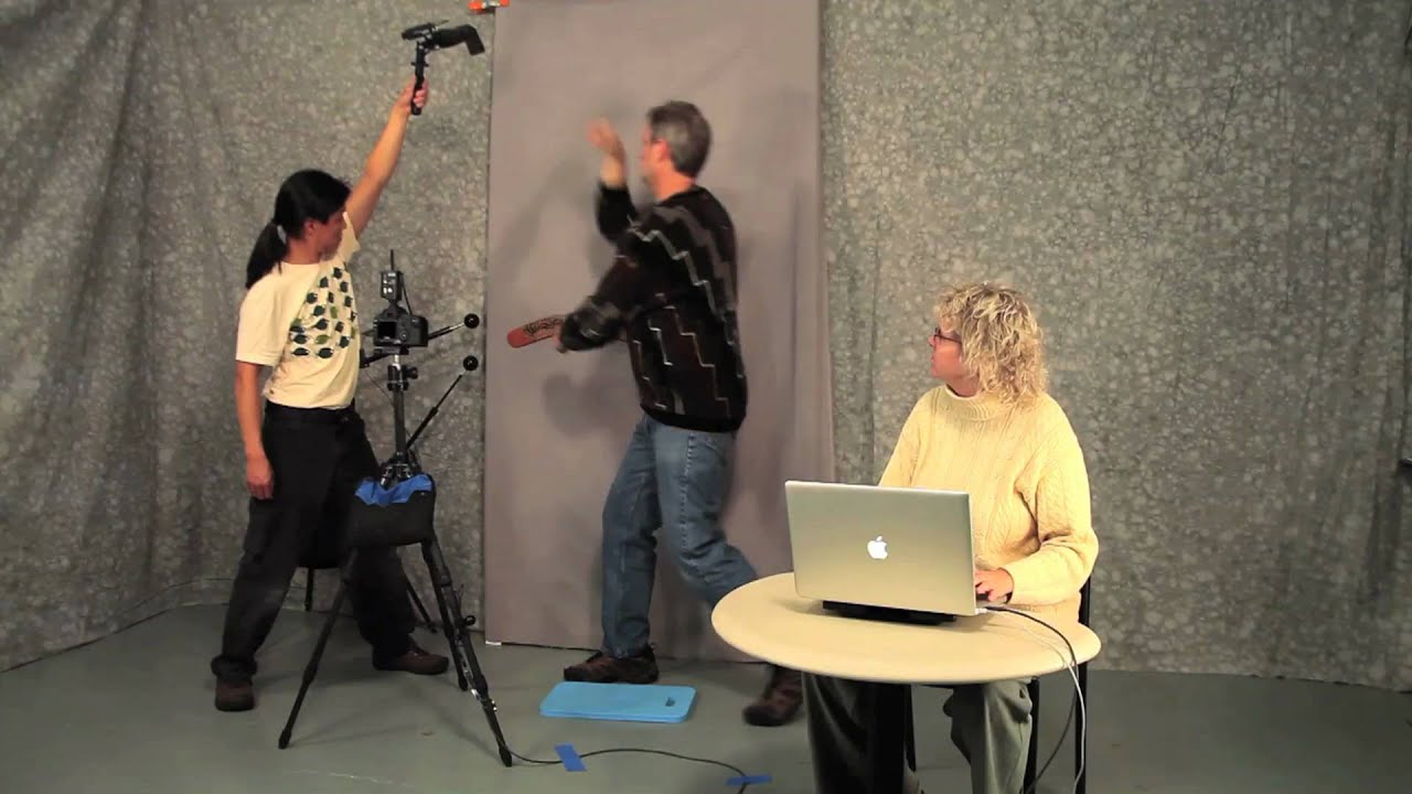 Performing Reflectance Transformation Imaging