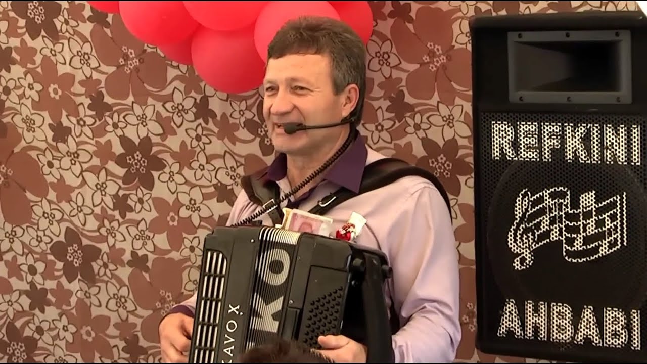 Refkini Ahbabi - Bolje da me mrze, nego da me zale [Uzivo]