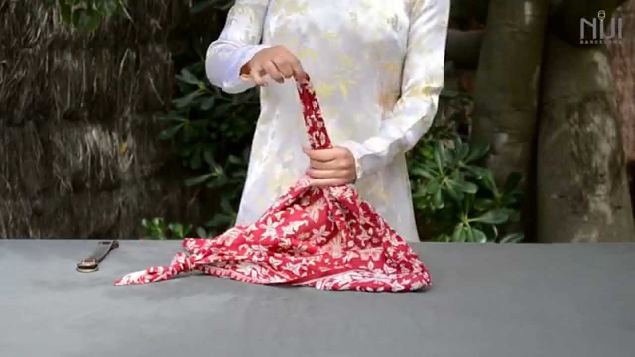 COMO HACER TU FUROSHIKI BAG    MODELO 3:  CUATRO  NUDOS