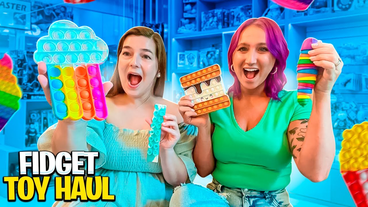 Unboxing HUGE Fidget Haul with @SierraZagarri 🥳 | Mrs. Bench