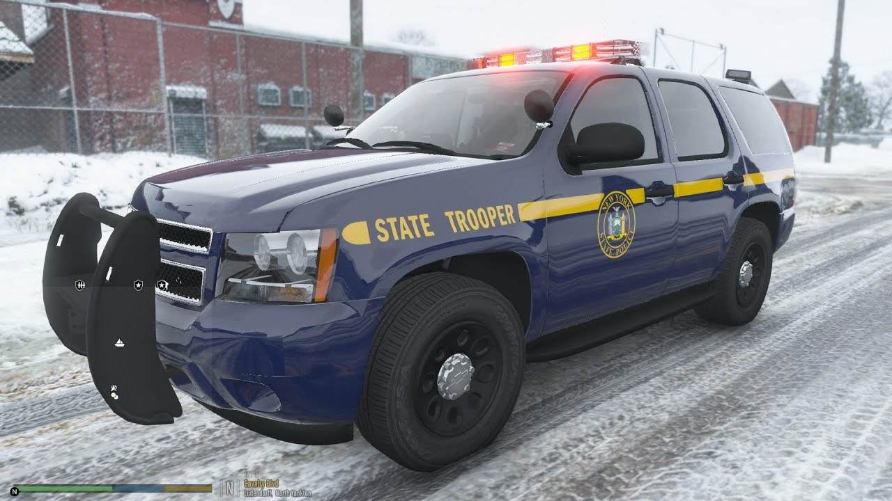 GTA 5 LIVE PD - New York State Police - North Yankton - LSPDFR 0.4.6