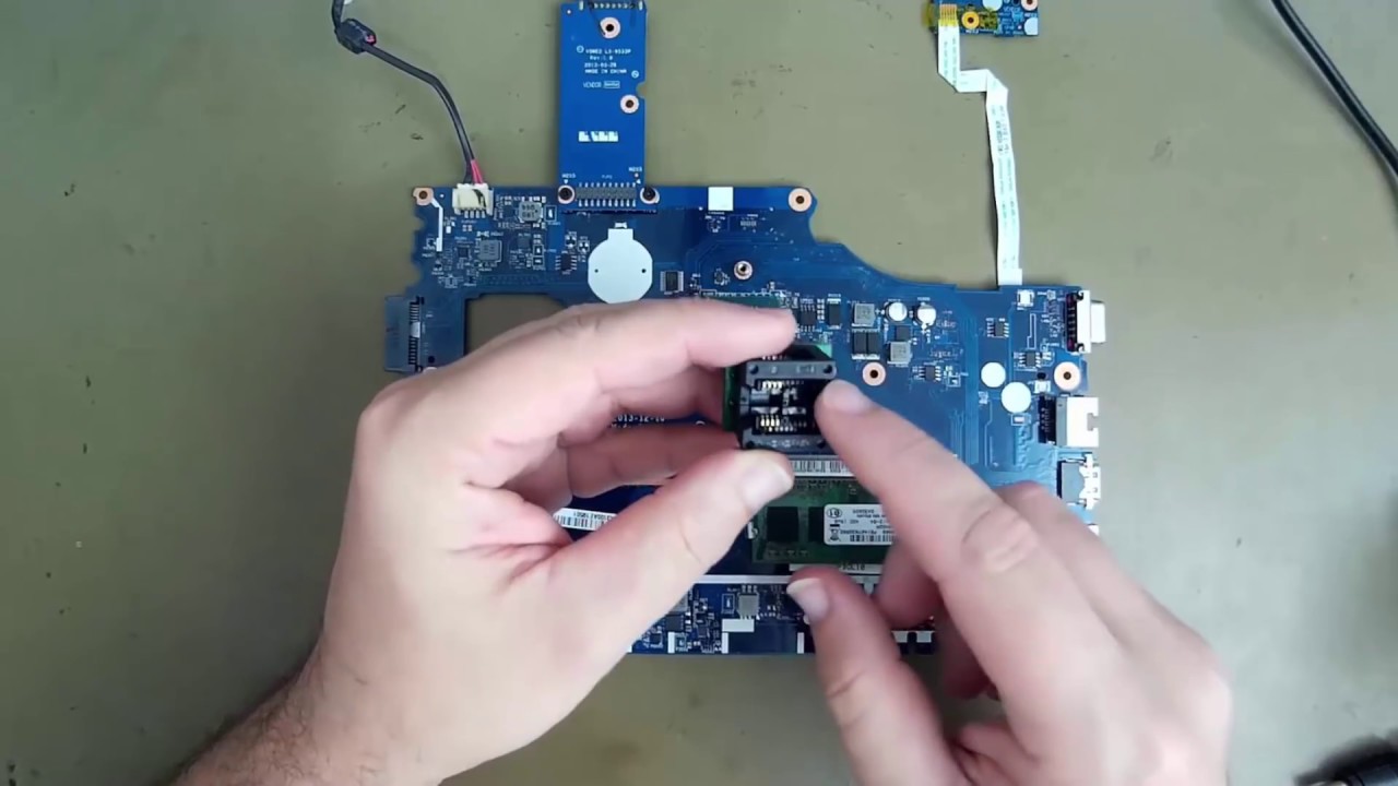 Passo a Passo para Reparar a Placa M&atilde;e de Notebook com novas Bios de 1.8v