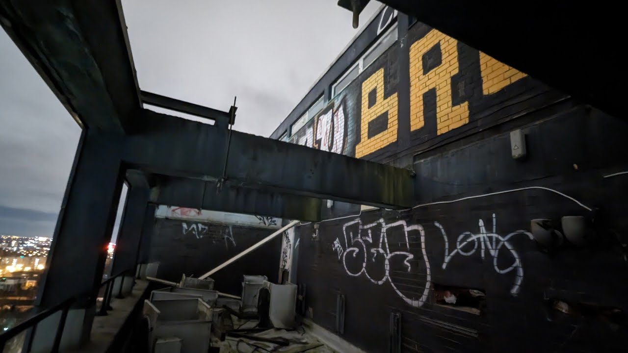 Заброшенная штаб-квартира HSBC в районе Файввейс, Бирмингем, Urbex.