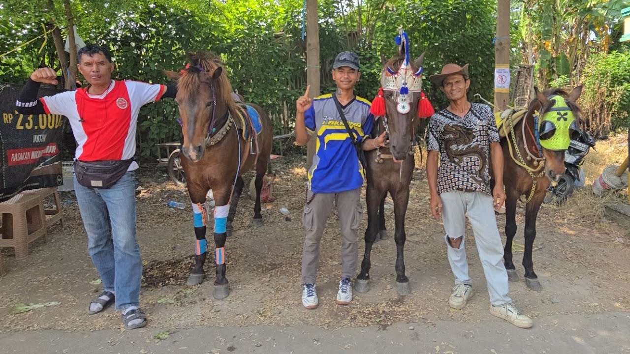 Naik kuda si renol di pasar minggu bumi harapan bersama 3 penjaga gerbang