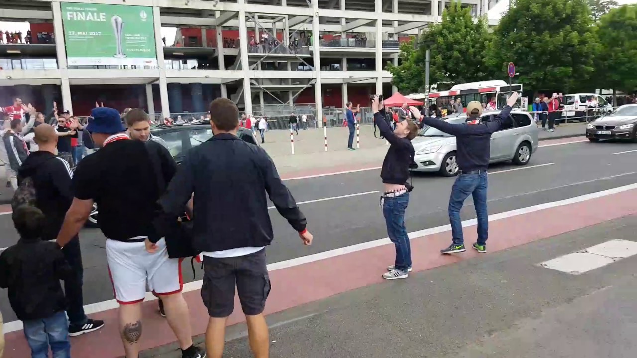 Arrival of 1.FC Köln Cologne