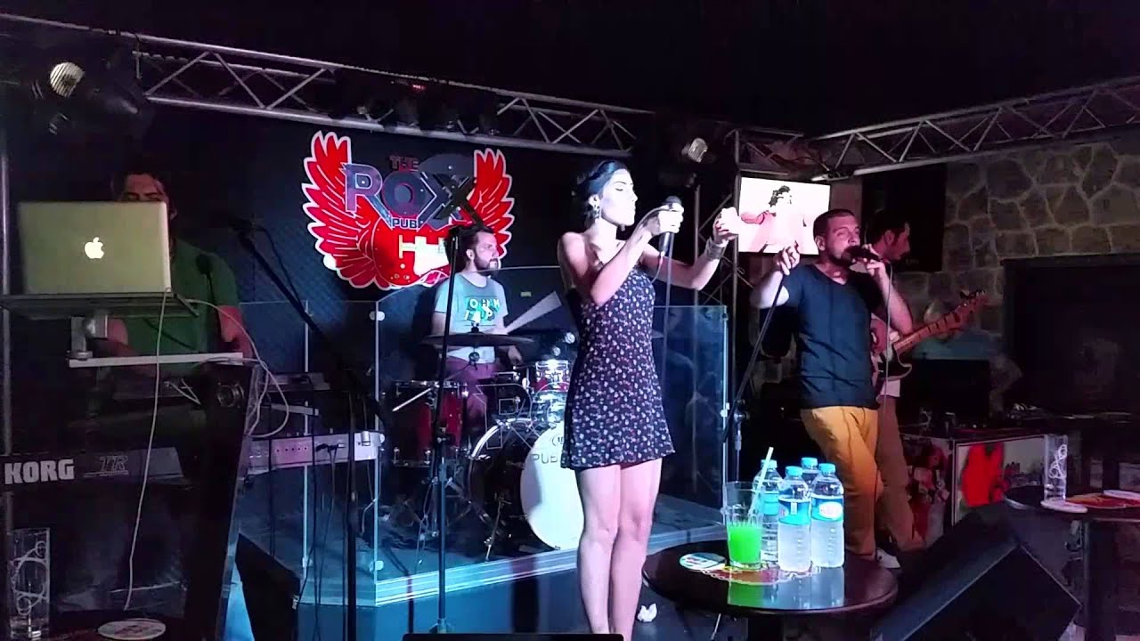 The Roxx Pub sahnesinde REPLAY - R&uuml;tbeni Bileceksin