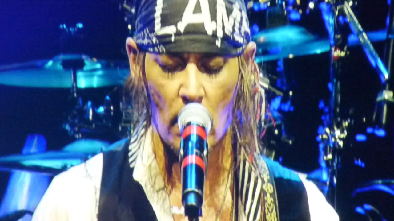 Hollywood Vampires - Heroes: Wembley Arena 20.6.2018