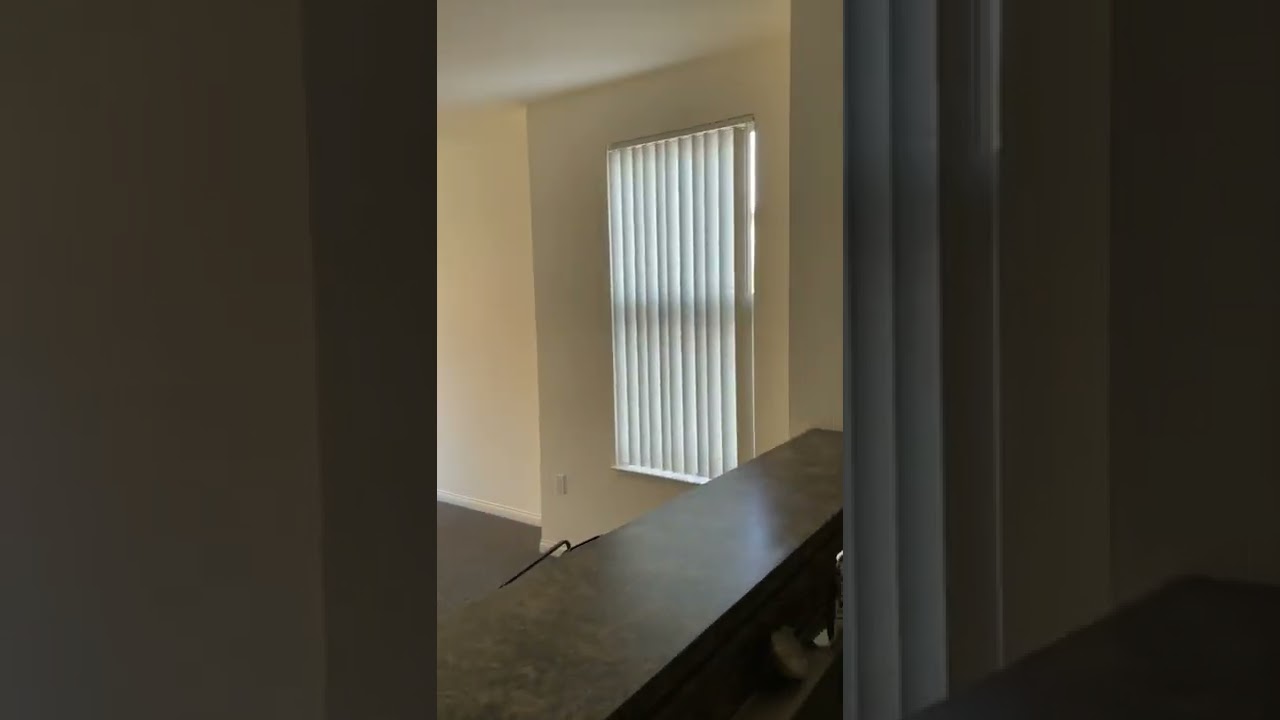 Touring my new house (UCI Palo Verde)_inside