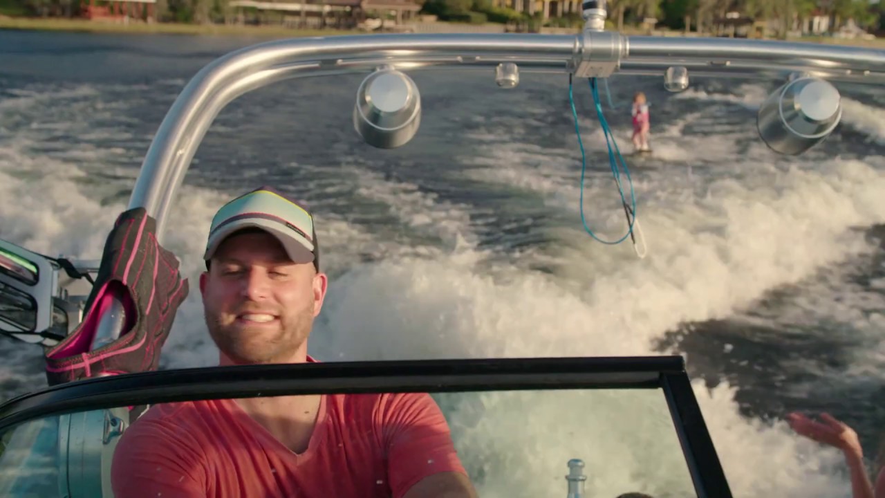 2019 MasterCraft NXT20 - Review, Test Drive & Wakes