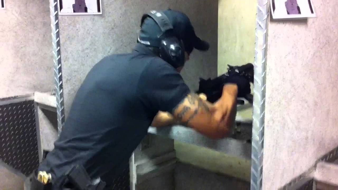 Full-auto Glock 17 (not the G18 series)
