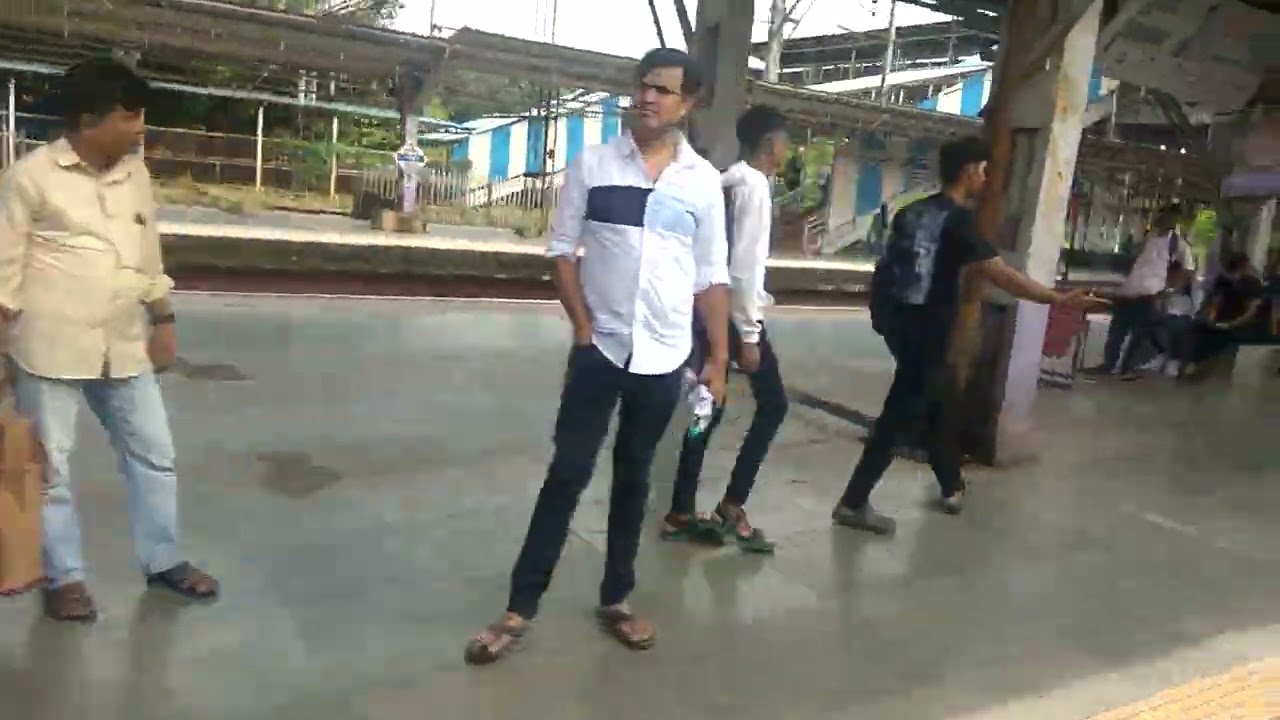 Nahur To Bhandup In Mumbai Local Train #mumbailocal #indianrailways #cr