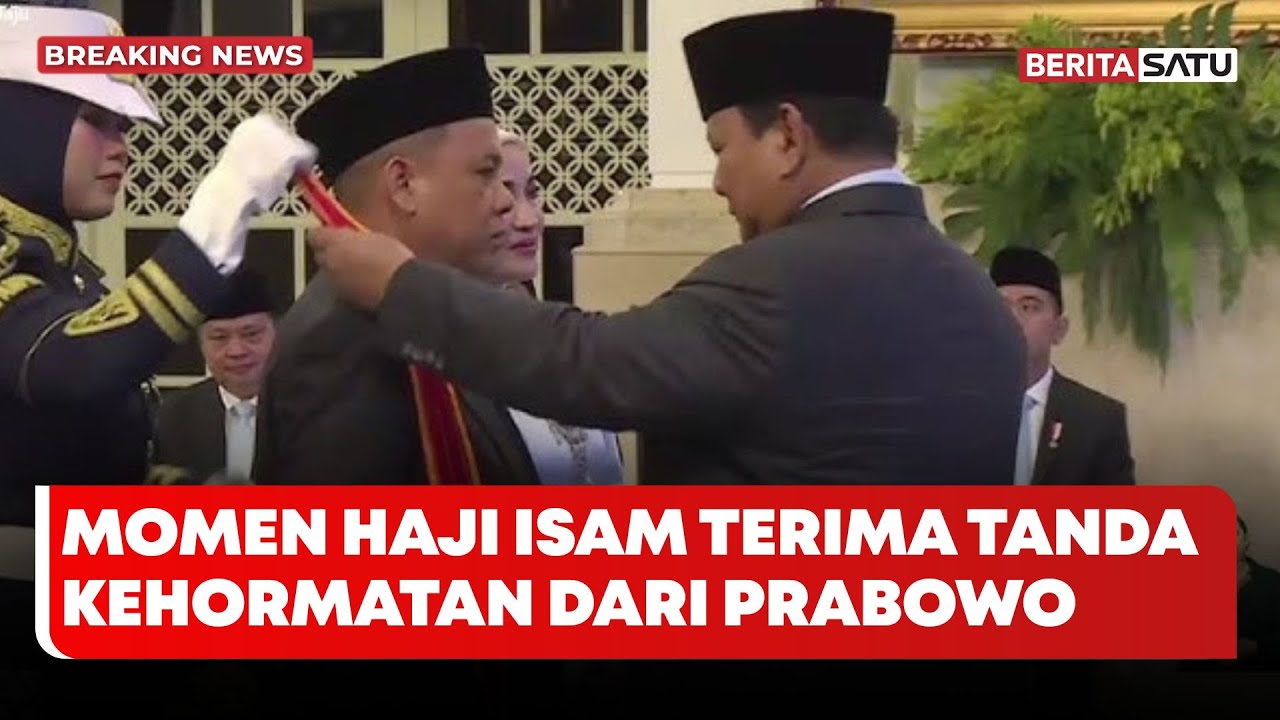 Momen Haji Isam Terima Tanda Kehormatan dari Prabowo #Beritasatu