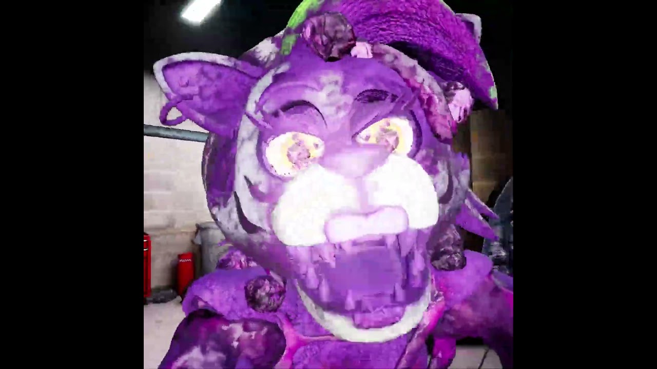Toxic Roxanne Wolf Jumpscare - FNAF Security Breach