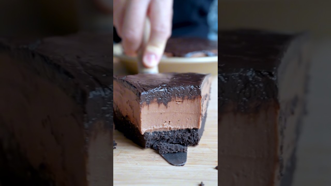 TRIPLE CHOCOLATE CHEESECAKE #shorts
