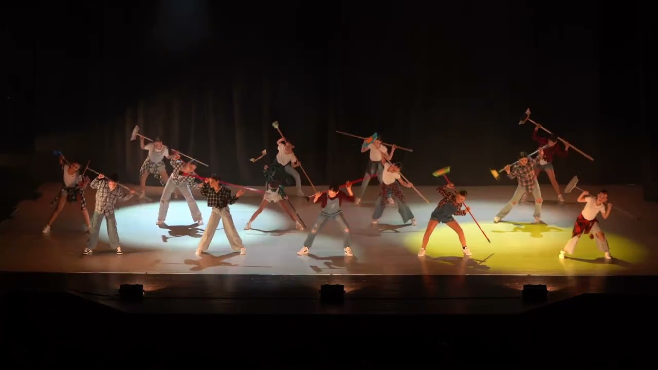 שלוש ארבע לעבודה - מרכז מחול ברנר || Brener Dance Center