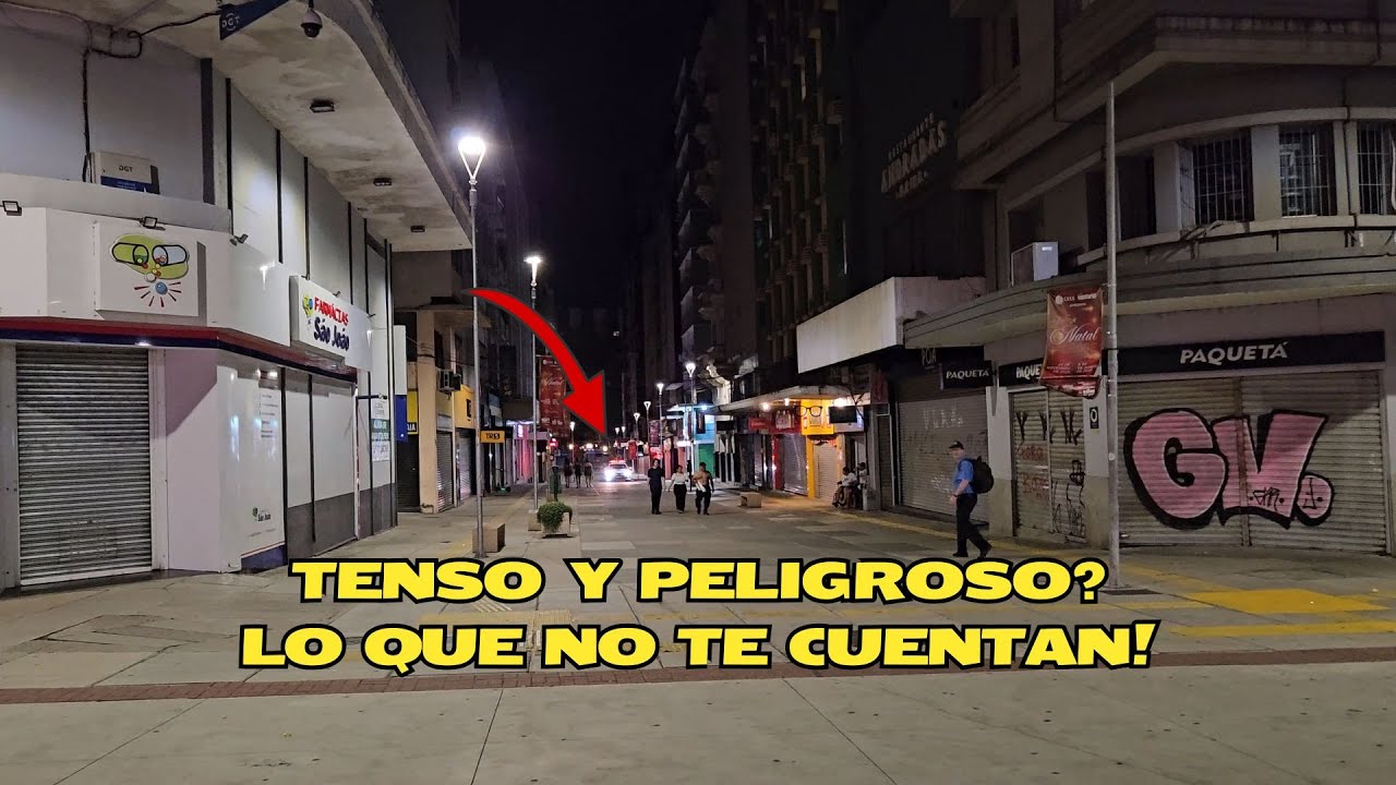 Completamente SOLOS en el Centro de Porto Alegre [Año Nuevo]