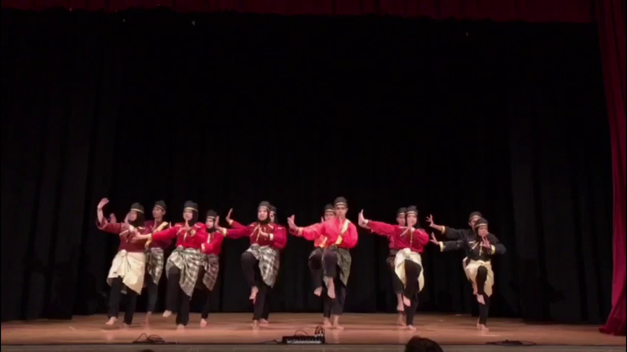 IU World’s Fare 2017 (MSA) - Mentera Semerah Padi