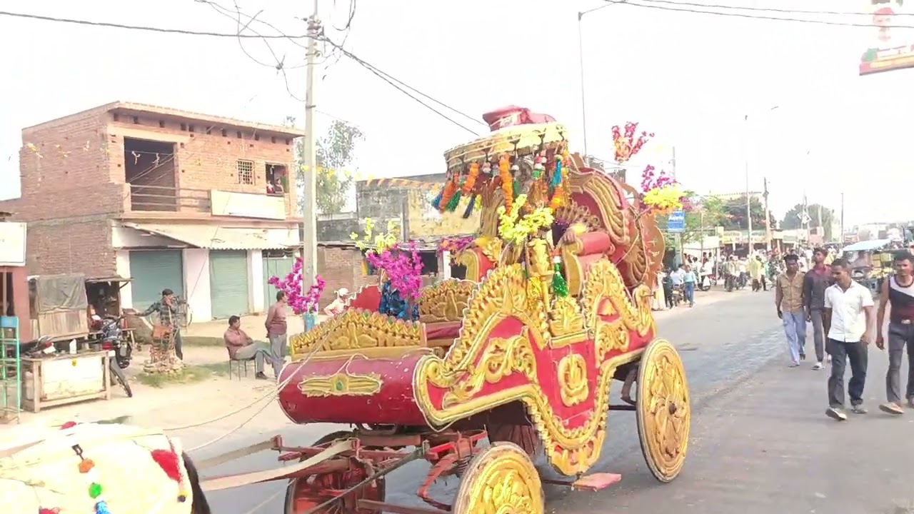 खुटार बालाजी शोभा यात्रा।