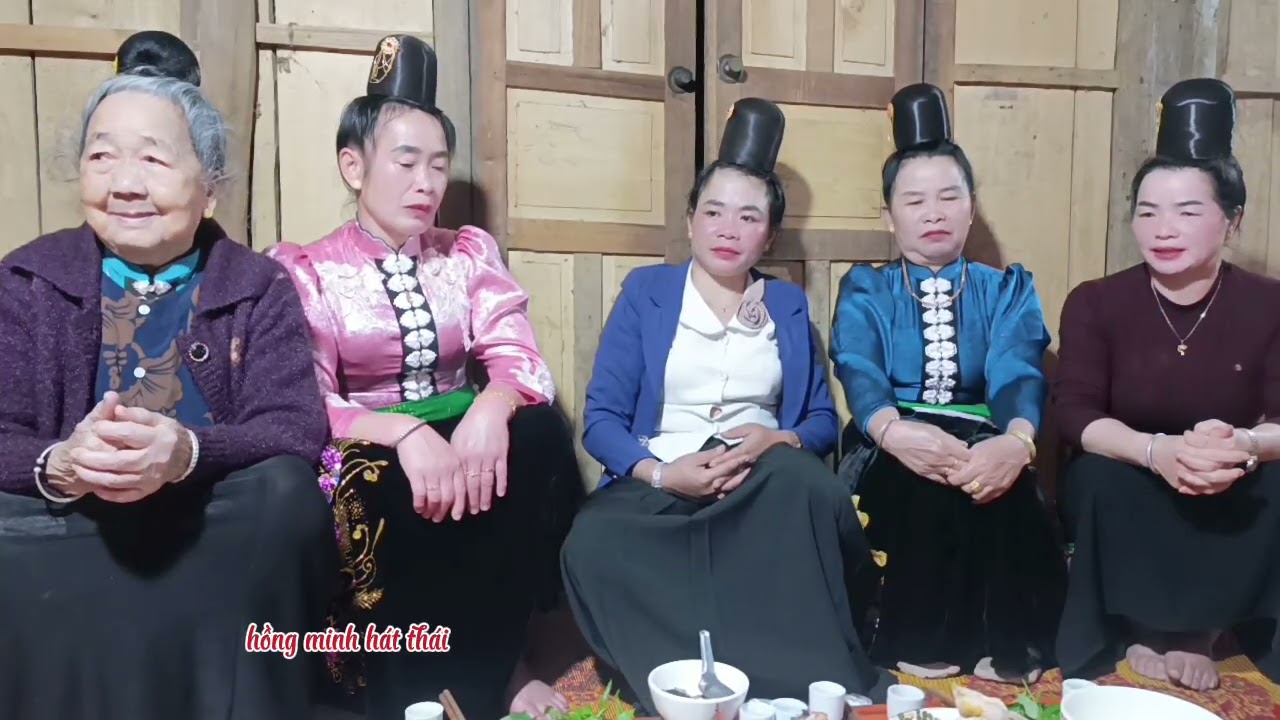 HỒNG MINH VỚI CHỊ TÂN HÁT THĂM TẾT NHAU 