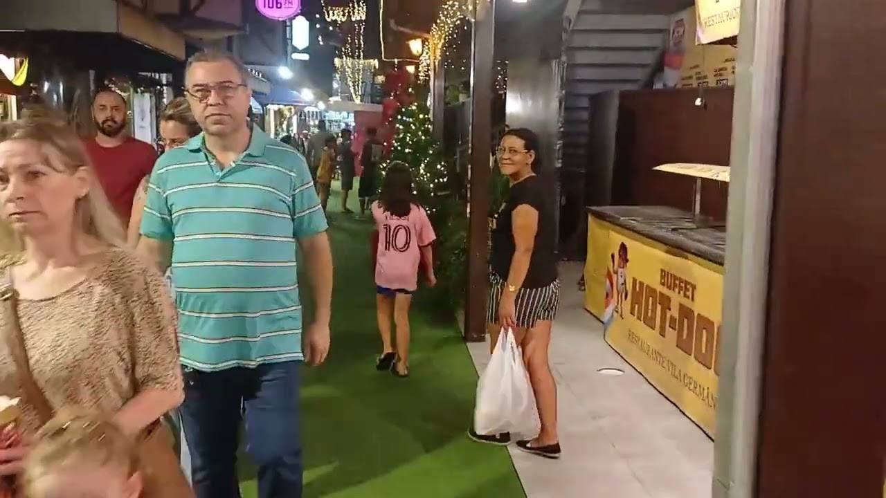 Blumenau, Vila germânica, atração de Natal 