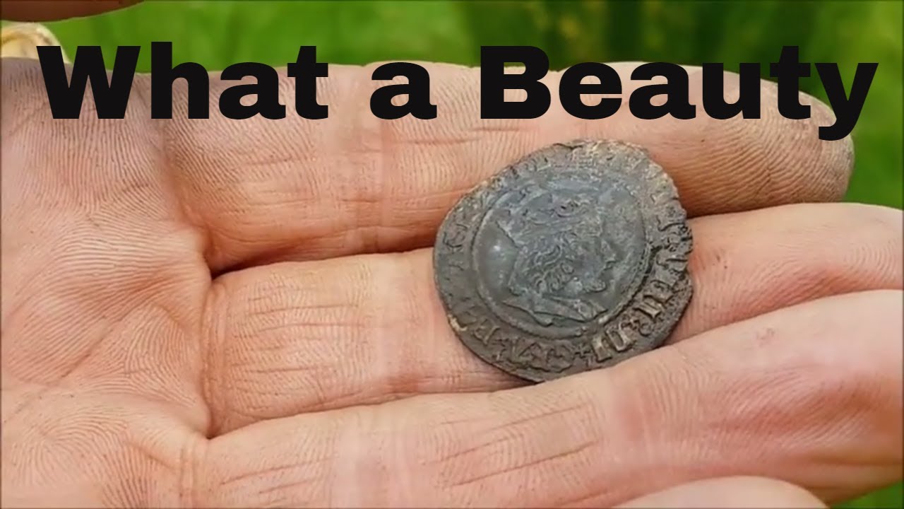 Metal Detecting in Devon, with the  DC&DD club... Fantastic Hammered Coins !!!
