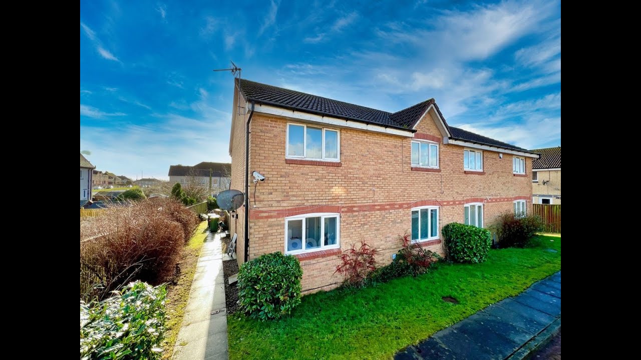 Kilmarnock. Fabulous Two Bedroom Ground Floor Apartment.