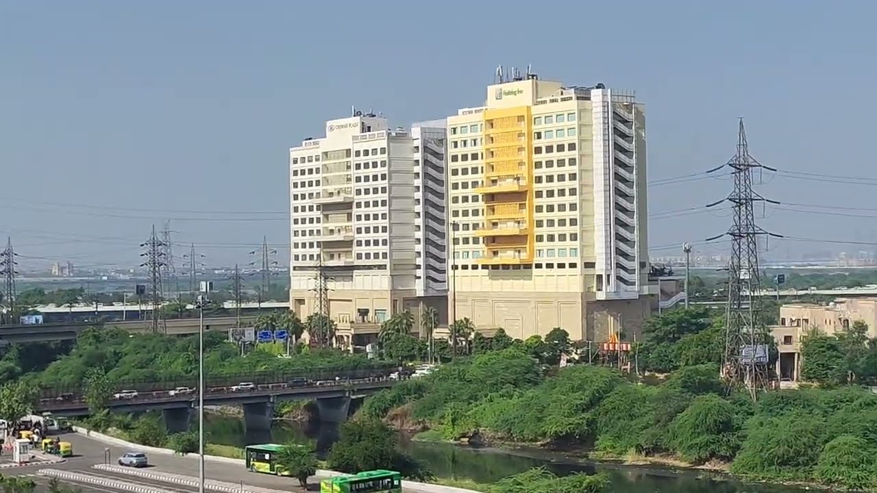 New Ashok Nagar Rapid Metro station 