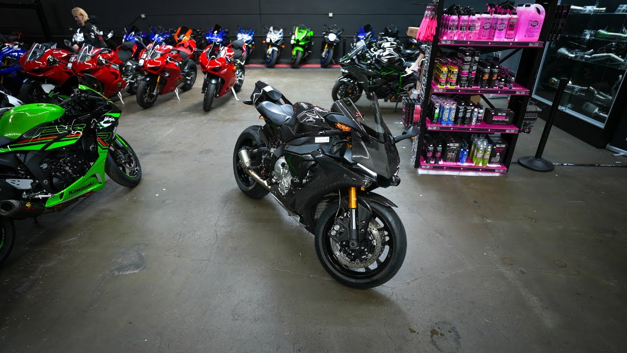 2015 Yamaha YZF-R1 / Walk Around Video