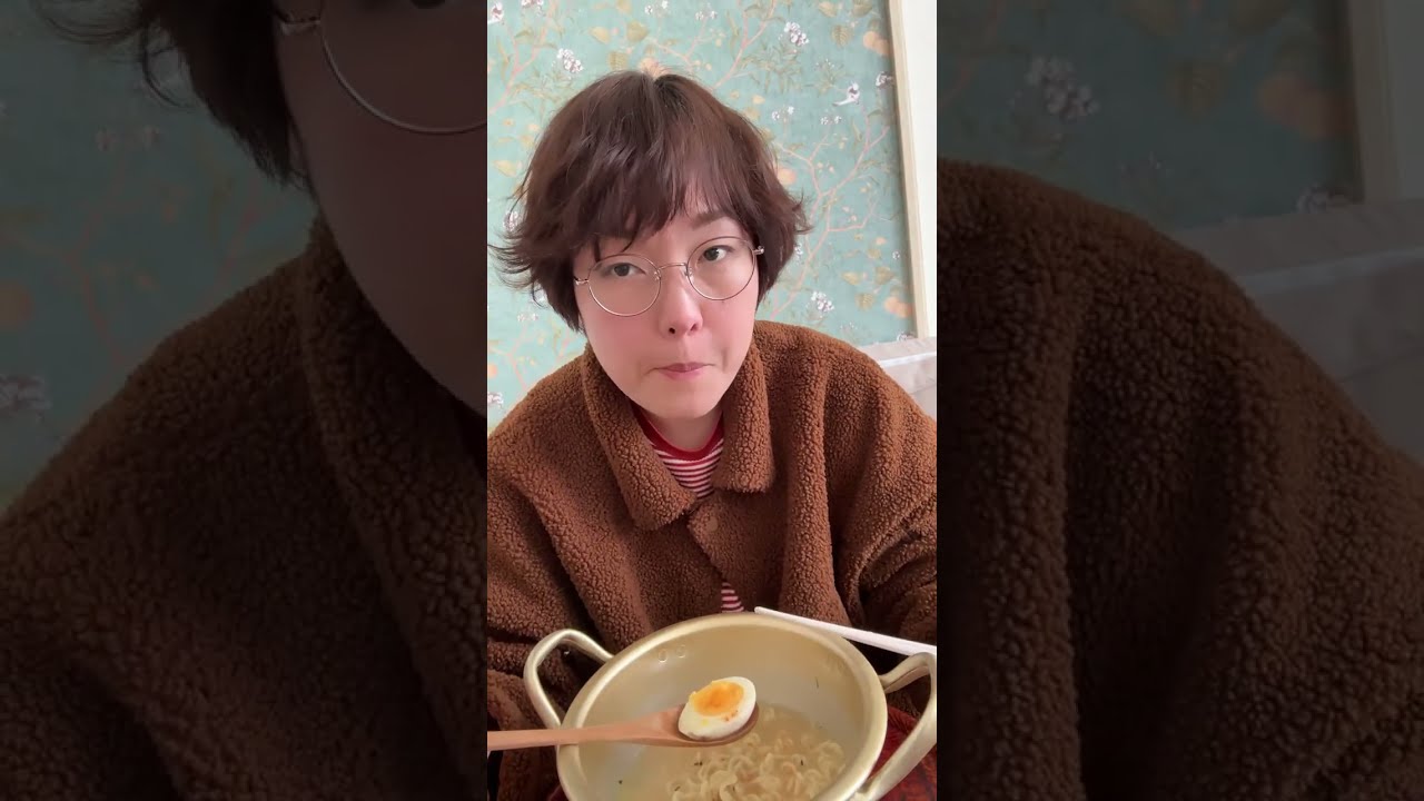 【ゆる雑談】トライアルのとんこつラーメン食べてまったりお昼🍜