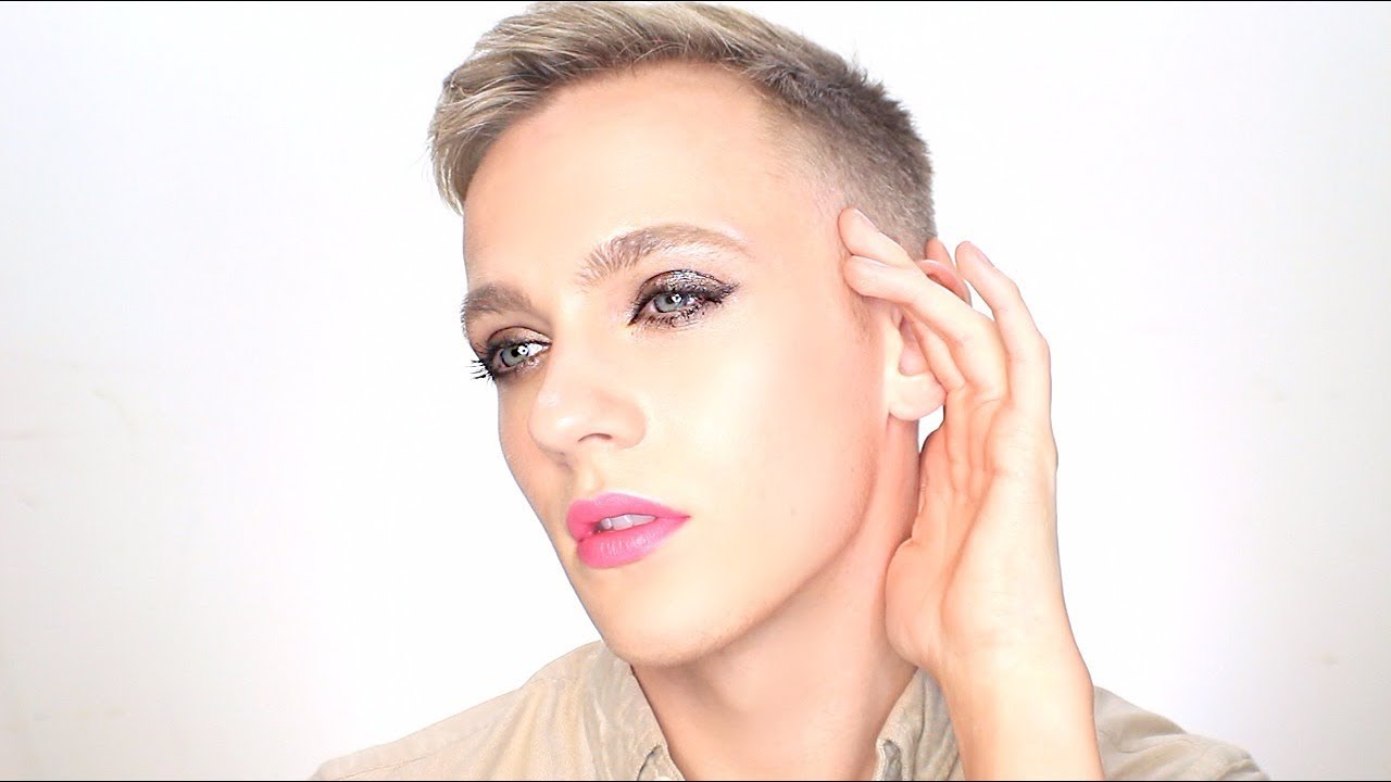 Espresso Glitter Eyes and Neon Lips :: Jonathan Curtis