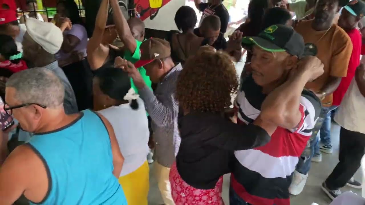 La fiesta más esperada 809-360-1790