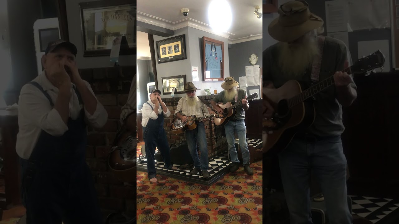 In The Jailhouse Now - Jimmy Rodgers by the Possum Scratchers