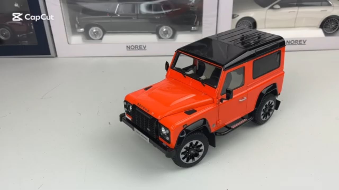 Land Rover Defender 90 Works V8 70th Edition 1:18 by LCD Models – A Timeless Off-Road Icon!
