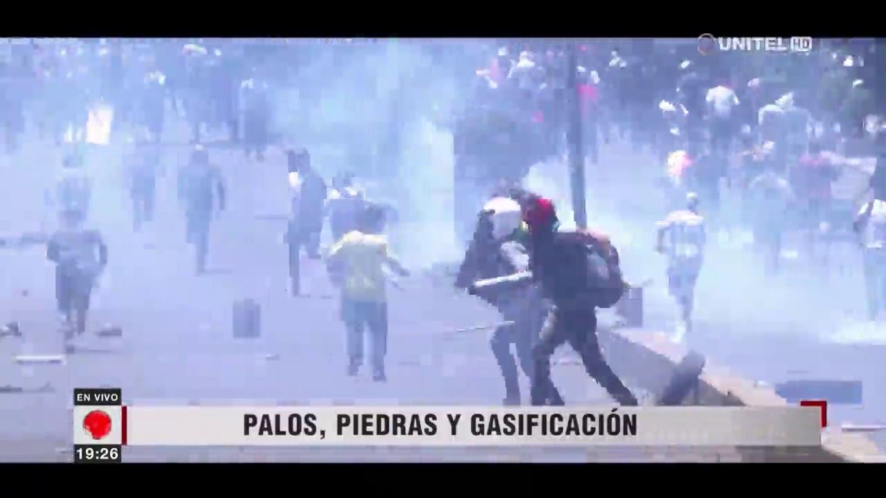 Jornada de enfrentamientos y violencia en Cochabamba, hubo gasificación