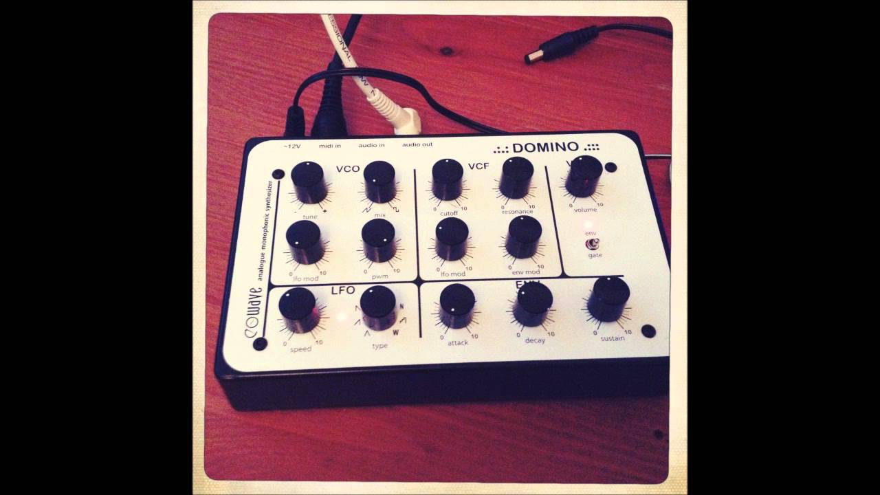 Eowave Domino Analogue Synthesizer - Sound Demo